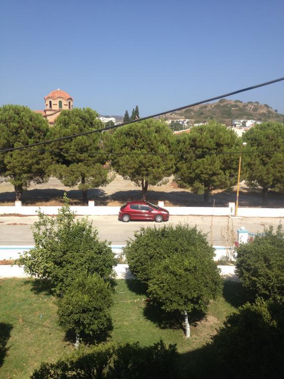 Manos Pension Faliraki Kamer foto